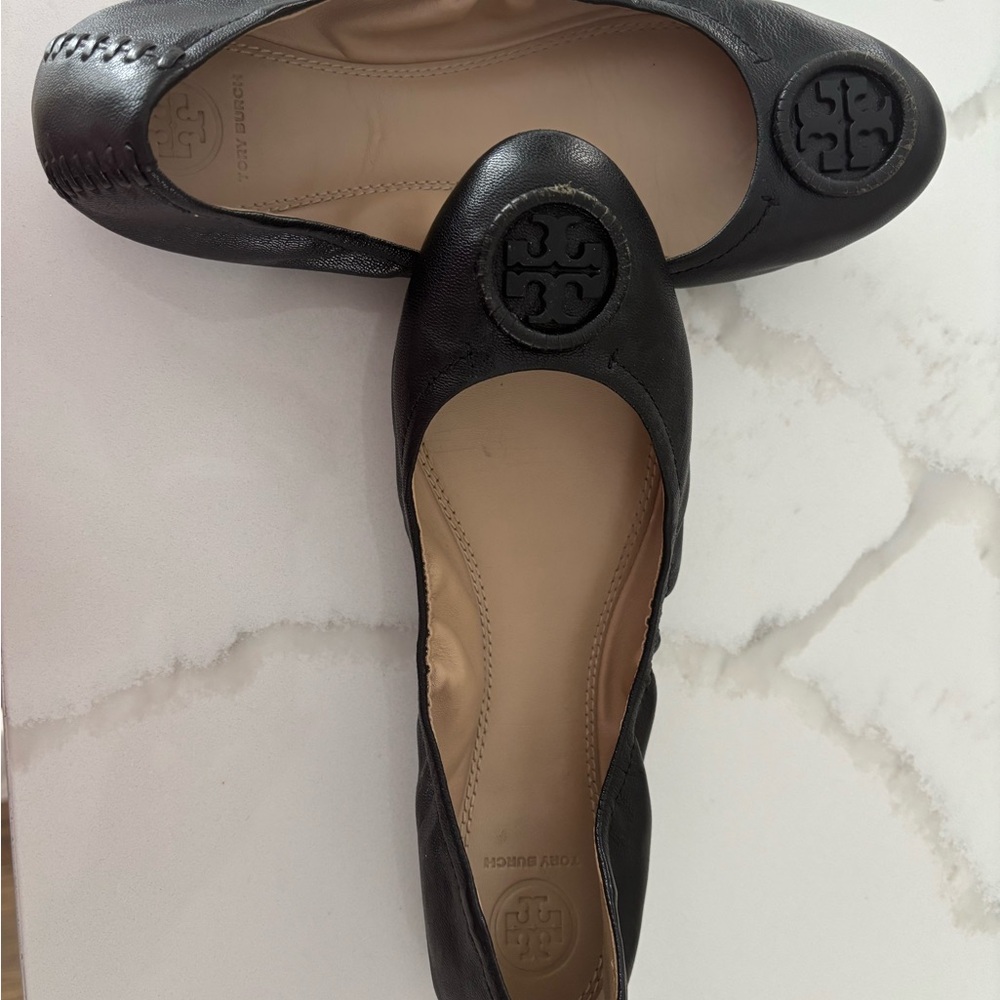 Tory Burch Black Loafers with Signature Emblem